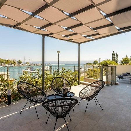 Luxury Apartment With Hot Tub Omiš Екстериор снимка