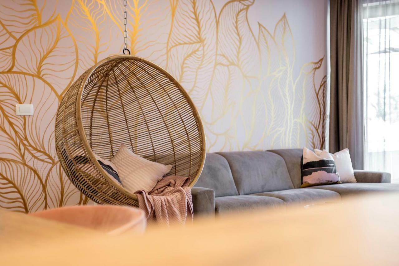 Luxury Apartment With Hot Tub Omiš Екстериор снимка